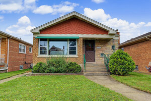 Photo of 10712 S Avenue B Chicago IL 60617