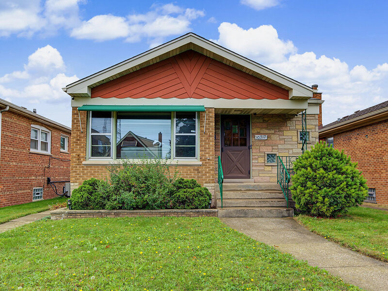 10712 S Avenue B Chicago IL 60617