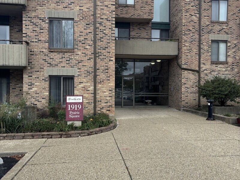 1919 Prairie Square Schaumburg IL 60173