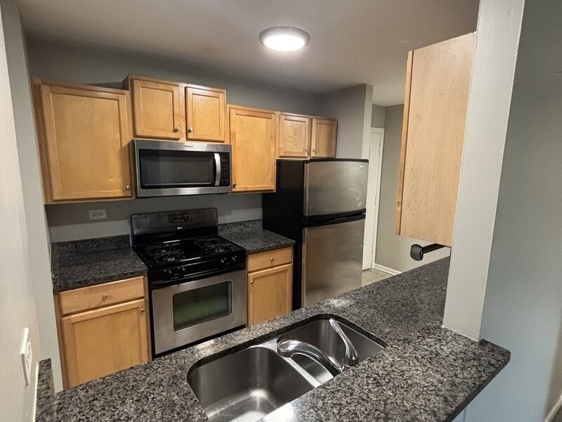 1919 Prairie Square Schaumburg IL 60173