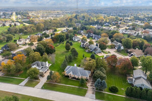Photo of 5673 18th Street Bettendorf IA 52722