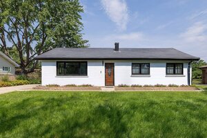 Photo of 20 Maricopa Lane Hoffman Estates IL 60169