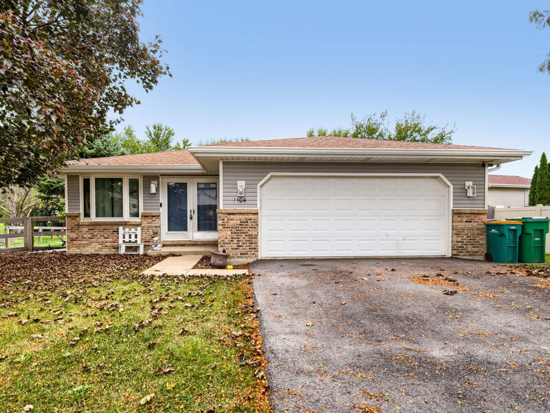 1104 Rushwood Avenue Shorewood IL 60404