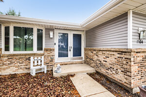Photo of 1104 Rushwood Avenue Shorewood IL 60404