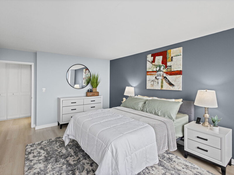 4250 N Marine Drive Chicago IL 60613