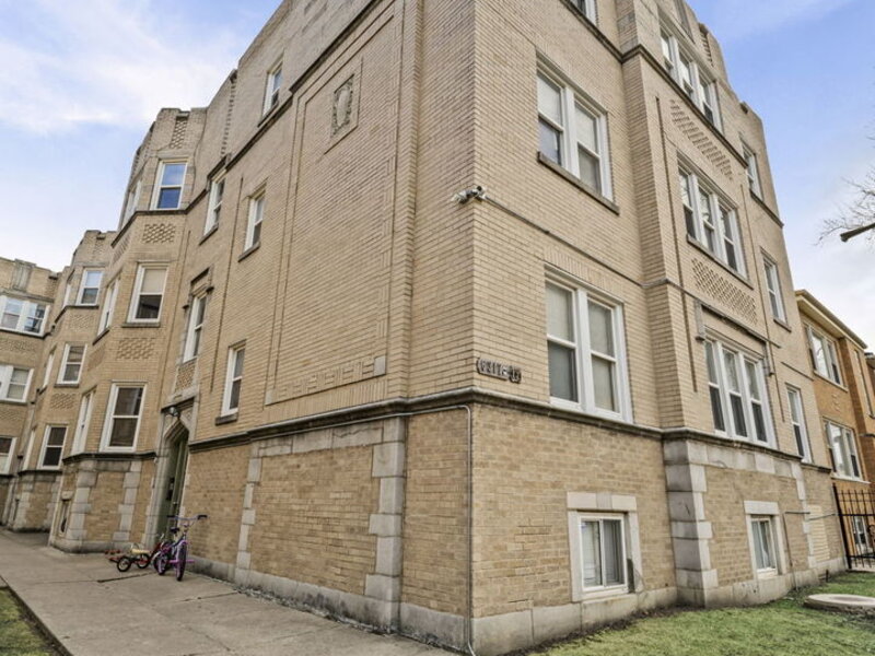 6319 N Sacramento Avenue Chicago IL 60659