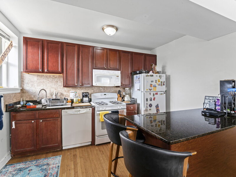6319 N Sacramento Avenue Chicago IL 60659