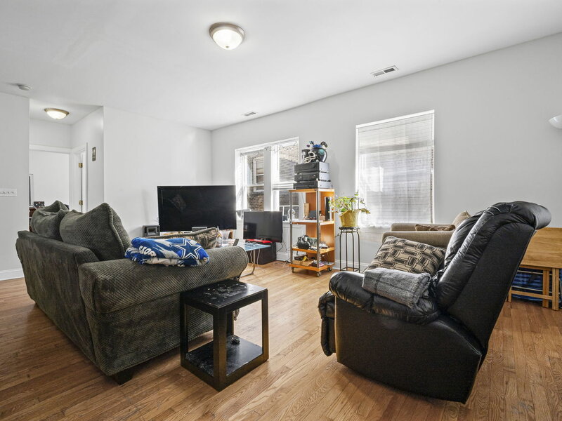 6319 N Sacramento Avenue Chicago IL 60659