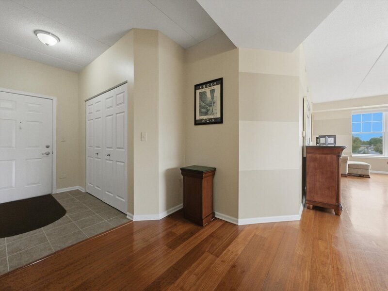 9530 Cook Avenue Oak Lawn IL 60453