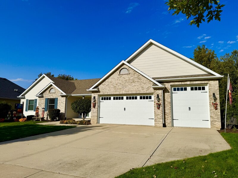 1271 Clearwater Drive Yorkville IL 60560