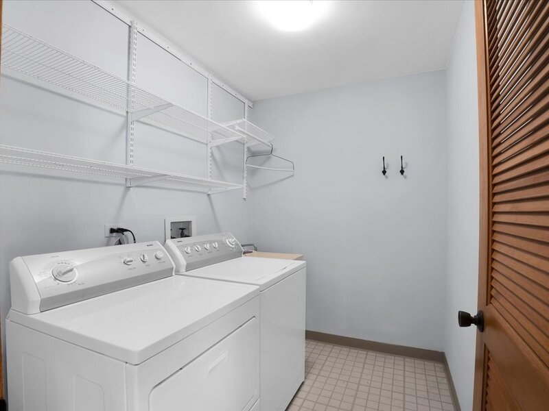 920 Elderberry Circle Naperville IL 60563
