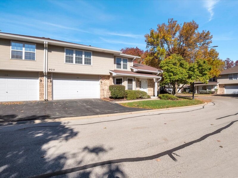 920 Elderberry Circle Naperville IL 60563