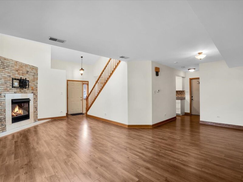 920 Elderberry Circle Naperville IL 60563
