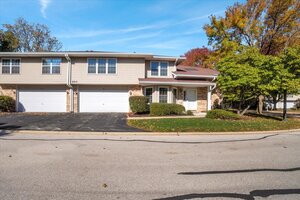 Photo of 920 Elderberry Circle Naperville IL 60563 Unit 104