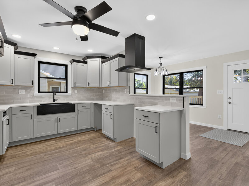 117 Jordan Street Oglesby IL 61348