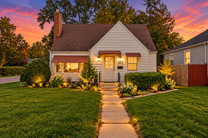 Photo of 101 S Union Street Elgin IL 60123