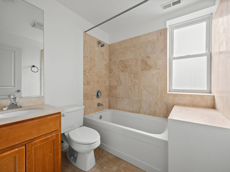 2715 N Sawyer Avenue Chicago IL 60647