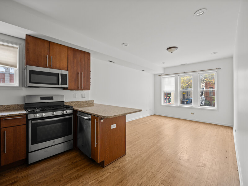 2715 N Sawyer Avenue Chicago IL 60647