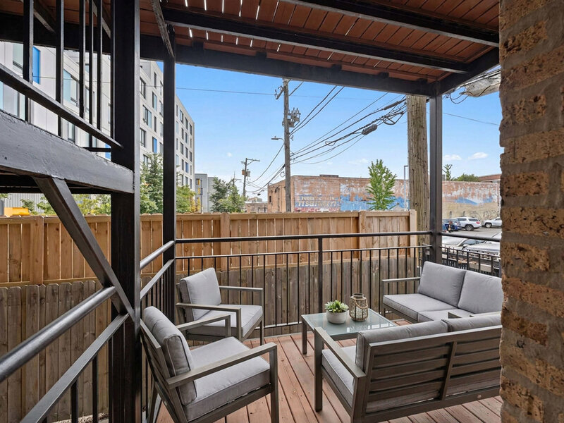 2715 N Sawyer Avenue Chicago IL 60647