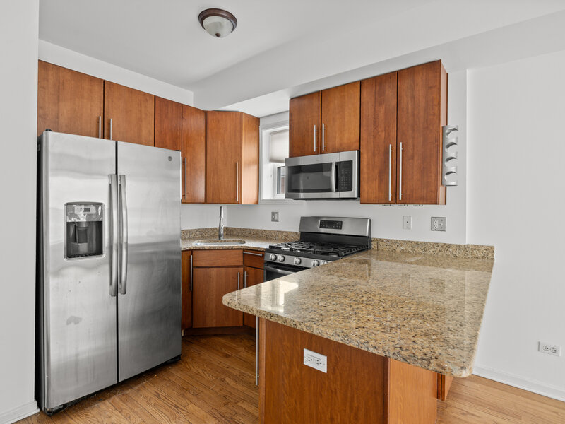 2715 N Sawyer Avenue Chicago IL 60647