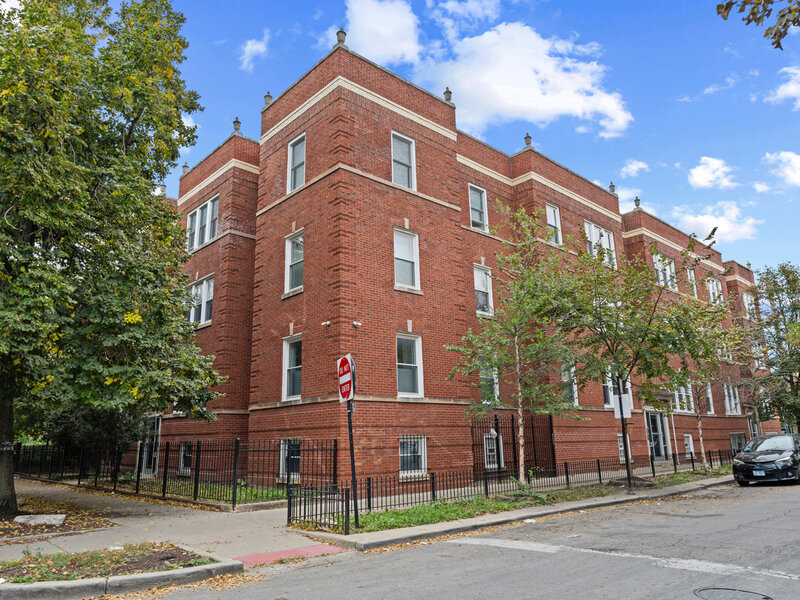 2715 N Sawyer Avenue Chicago IL 60647