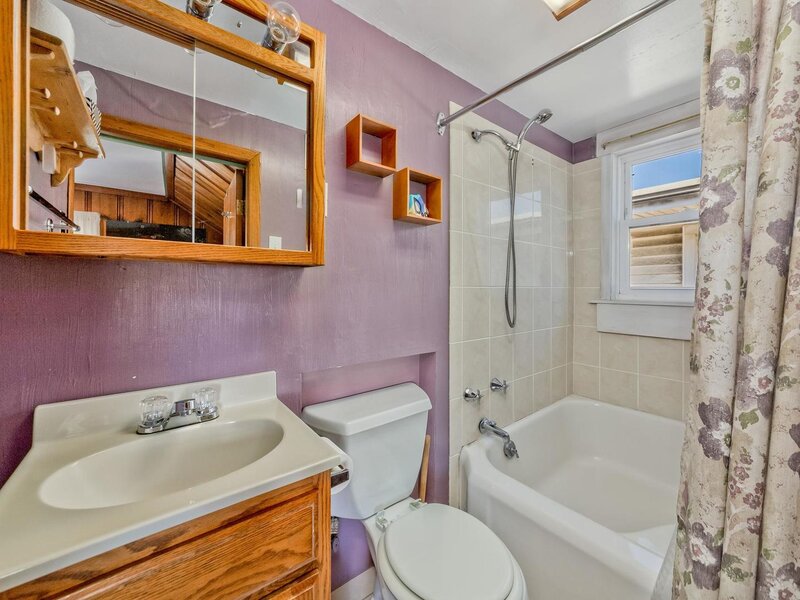 5210 W Dakin Street Chicago IL 60641