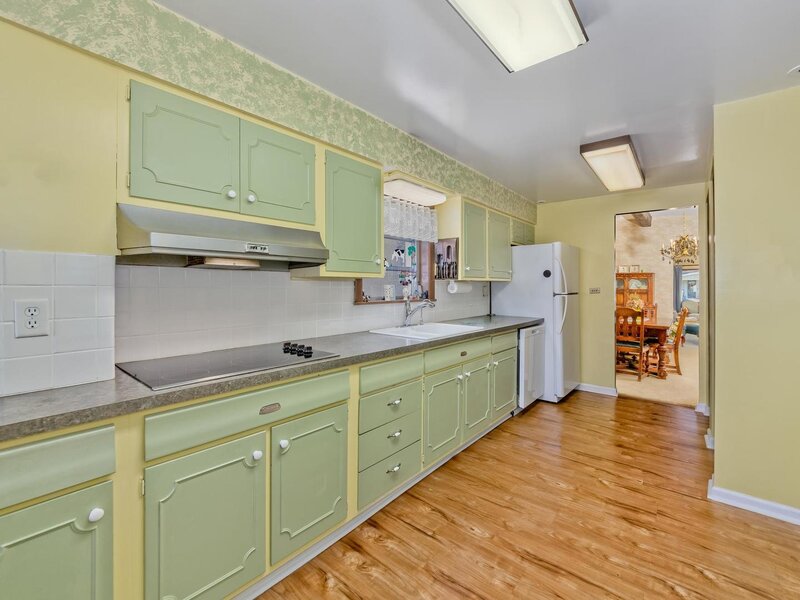 5210 W Dakin Street Chicago IL 60641