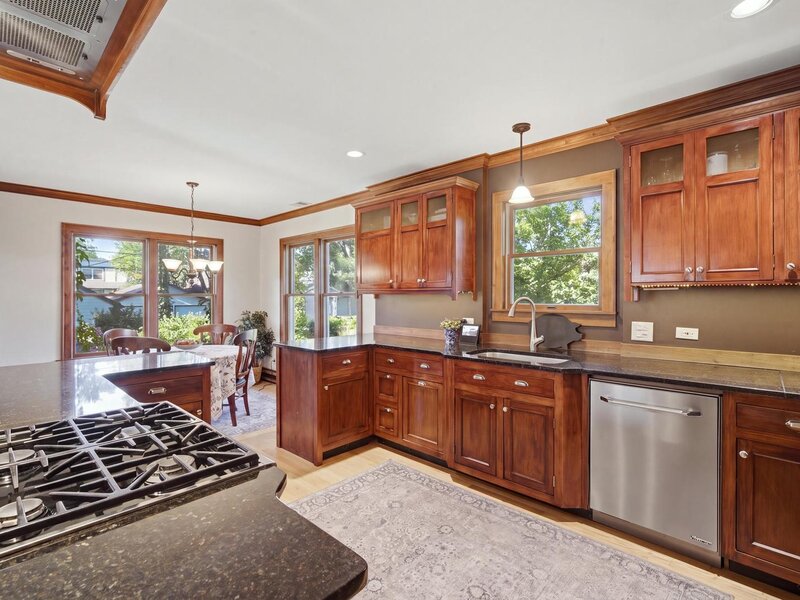 812 Courtland Avenue Park Ridge IL 60068