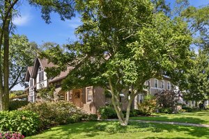 Photo of 812 Courtland Avenue Park Ridge IL 60068