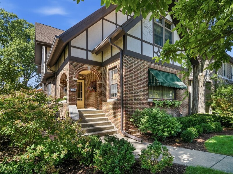 812 Courtland Avenue Park Ridge IL 60068