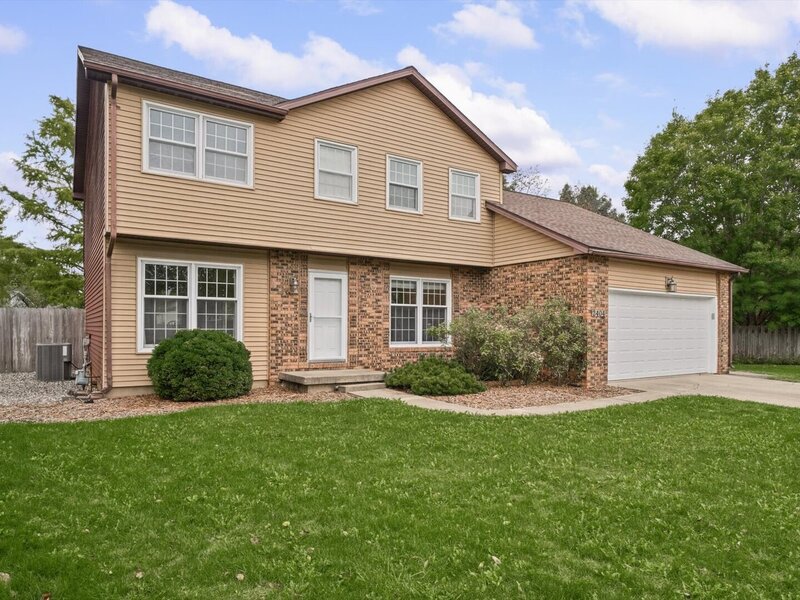 2404 Provine Circle Urbana IL 61801