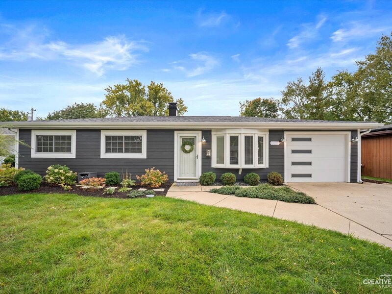 609 Ridgewood Road Streamwood IL 60107