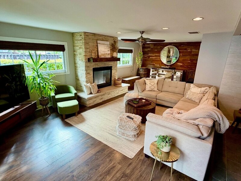 609 Ridgewood Road Streamwood IL 60107