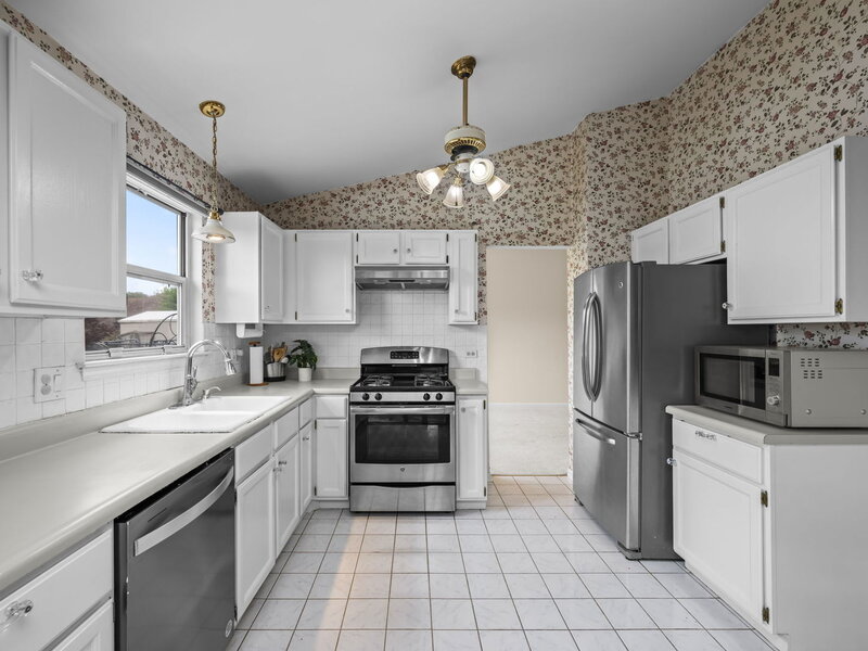 1233 Old Timber Court Hoffman Estates IL 60192