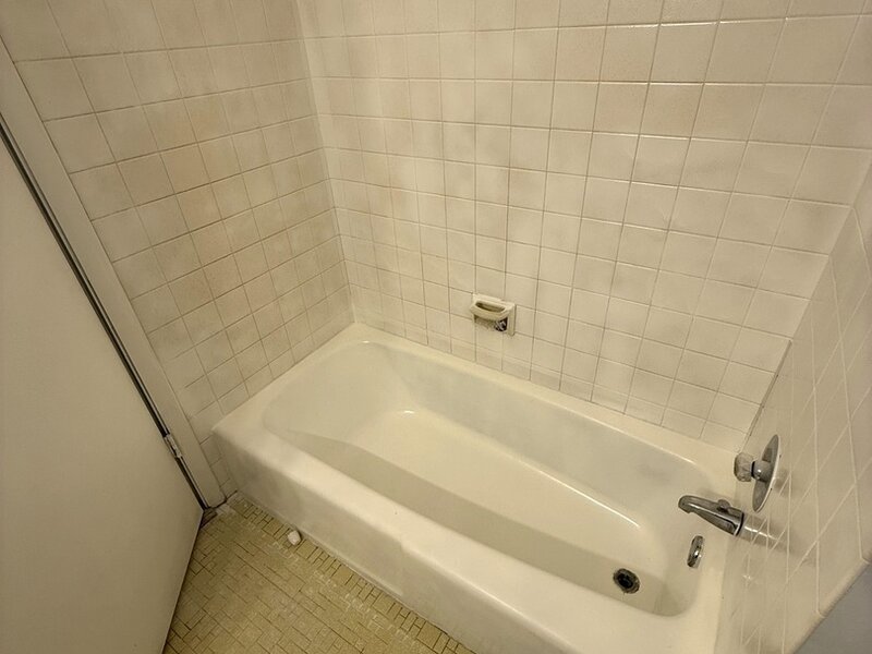 942 E 168th Street South Holland IL 60473