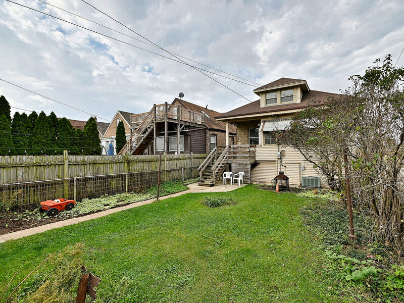 3135 N Nordica Avenue Chicago IL 60634
