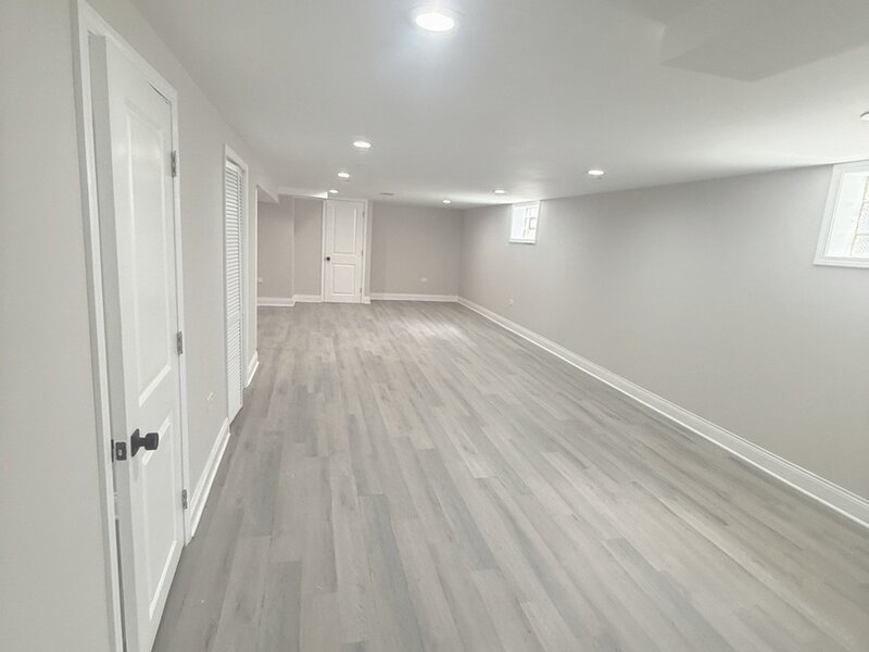 8926 S Paxton Avenue Chicago IL 60617