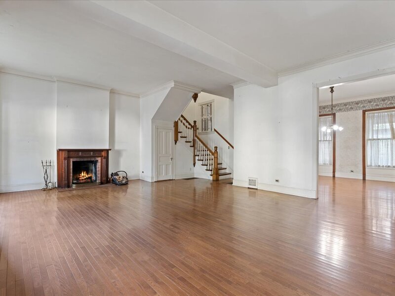 5756 S Harper Avenue Chicago IL 60637