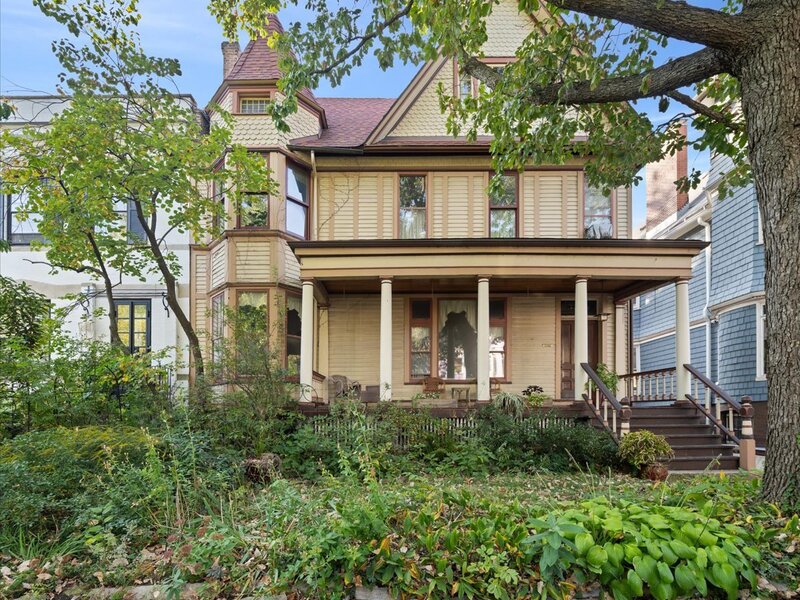 5756 S Harper Avenue Chicago IL 60637