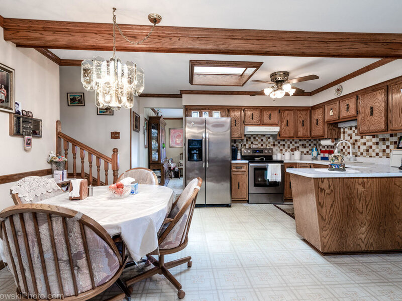 6426 W 84th Place Burbank IL 60459