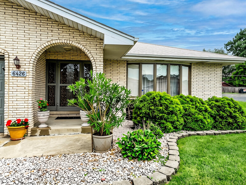 6426 W 84th Place Burbank IL 60459