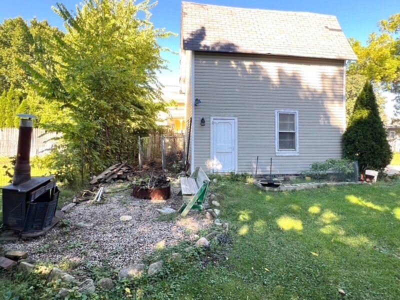 952 Larkin Avenue Elgin IL 60123