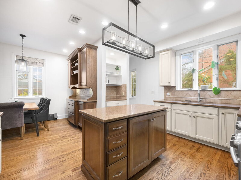 1210 William Street River Forest IL 60305