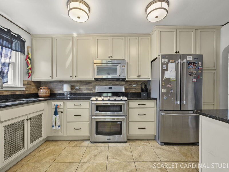 1216 S Wisconsin Avenue Lombard IL 60148