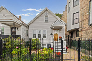 Photo of 2702 N California Avenue Chicago IL 60647