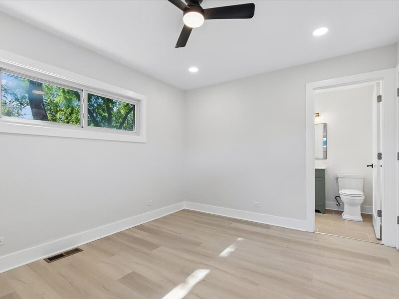 1901 W Plainfield Road La Grange Highlands IL 60525