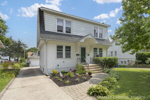 Photo of 251 S Oakland Elmhurst IL 60126