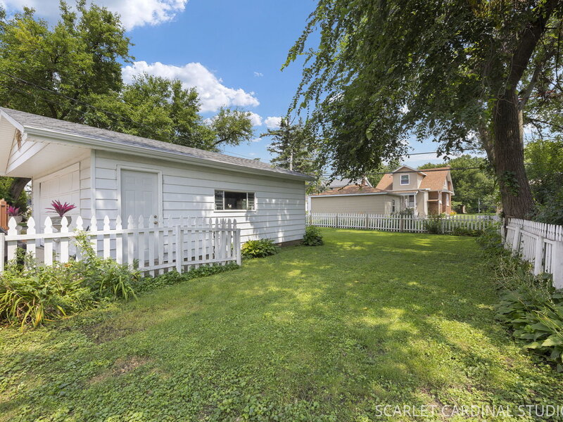 251 S Oakland Elmhurst IL 60126