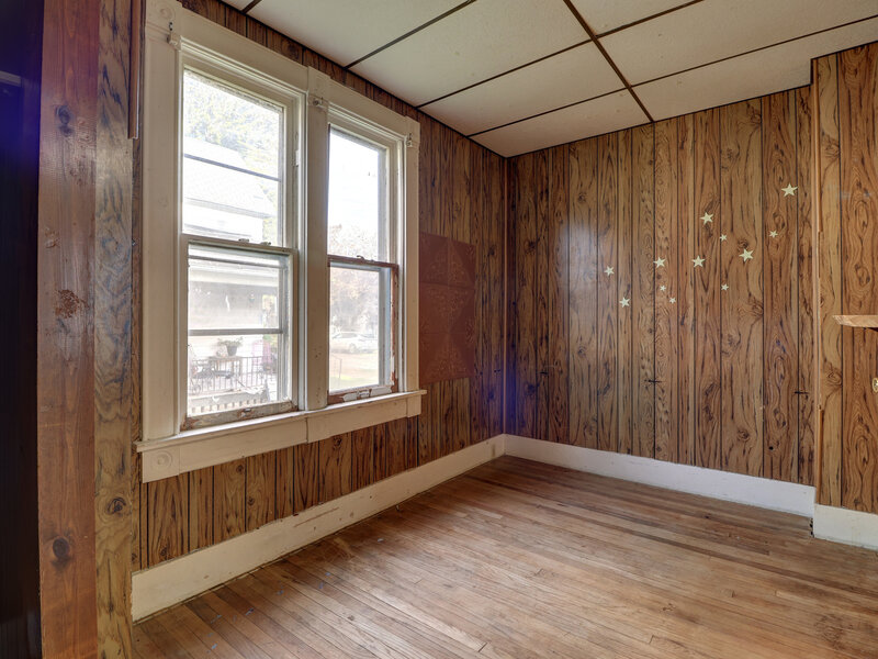 335 6th Avenue Clinton IA 52732