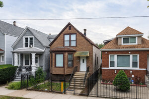 Photo of 4637 W Mclean Avenue Chicago IL 60639